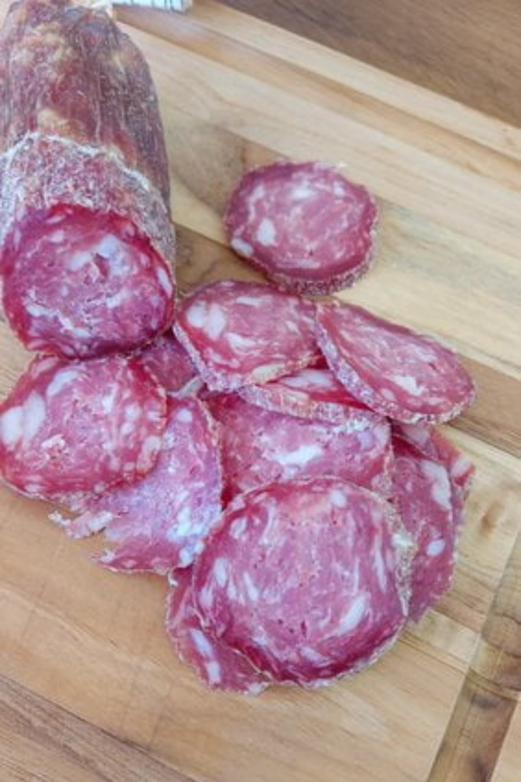 Salame Artesanal Defumado Tipo Italiano curado 300g 50 dias de maturação