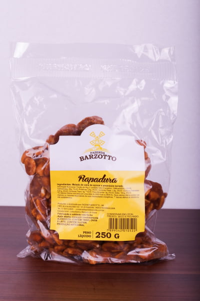 Rapadura Artesanal De Melado e Amendoim Barzotto 250g