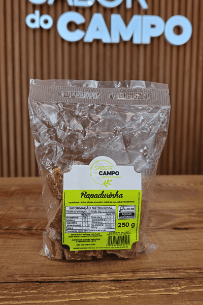 Rapadurinha Artesanal De Melado e Amendoim Moido Com Leite condensado e Nata 50g 