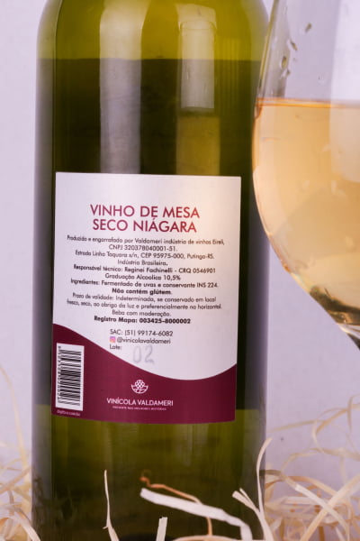 Vinho Branco Seco Colonial Valdameri Uva Niágara Serra Gaúcha